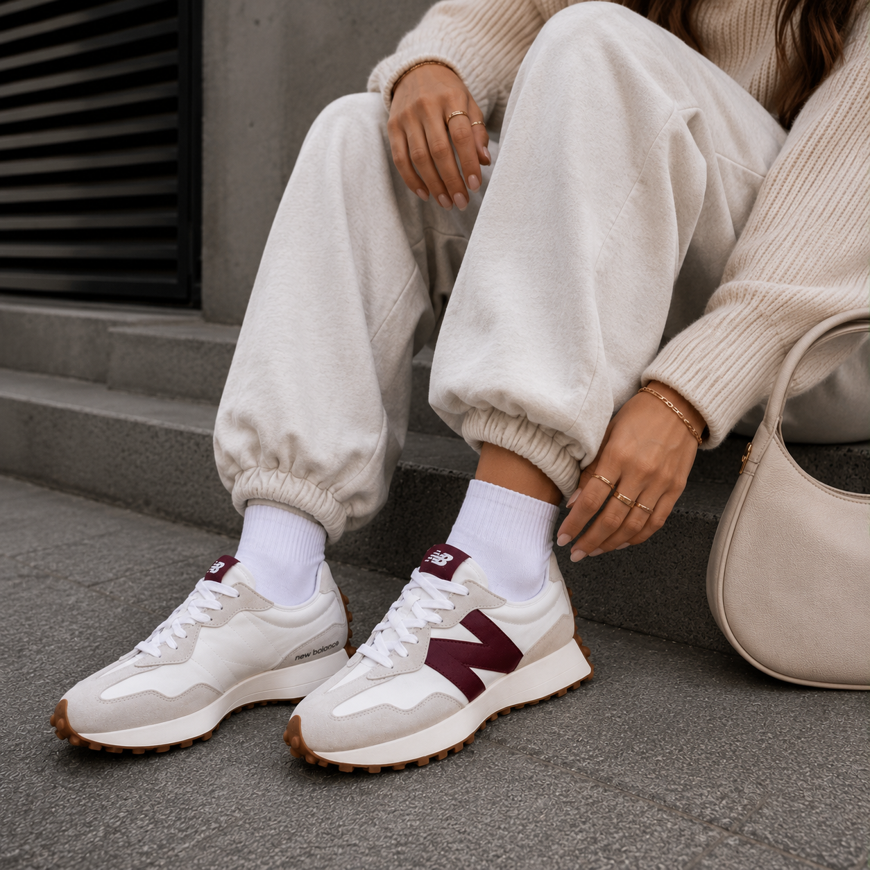 New Balance 327 - Branco/Bordeaux