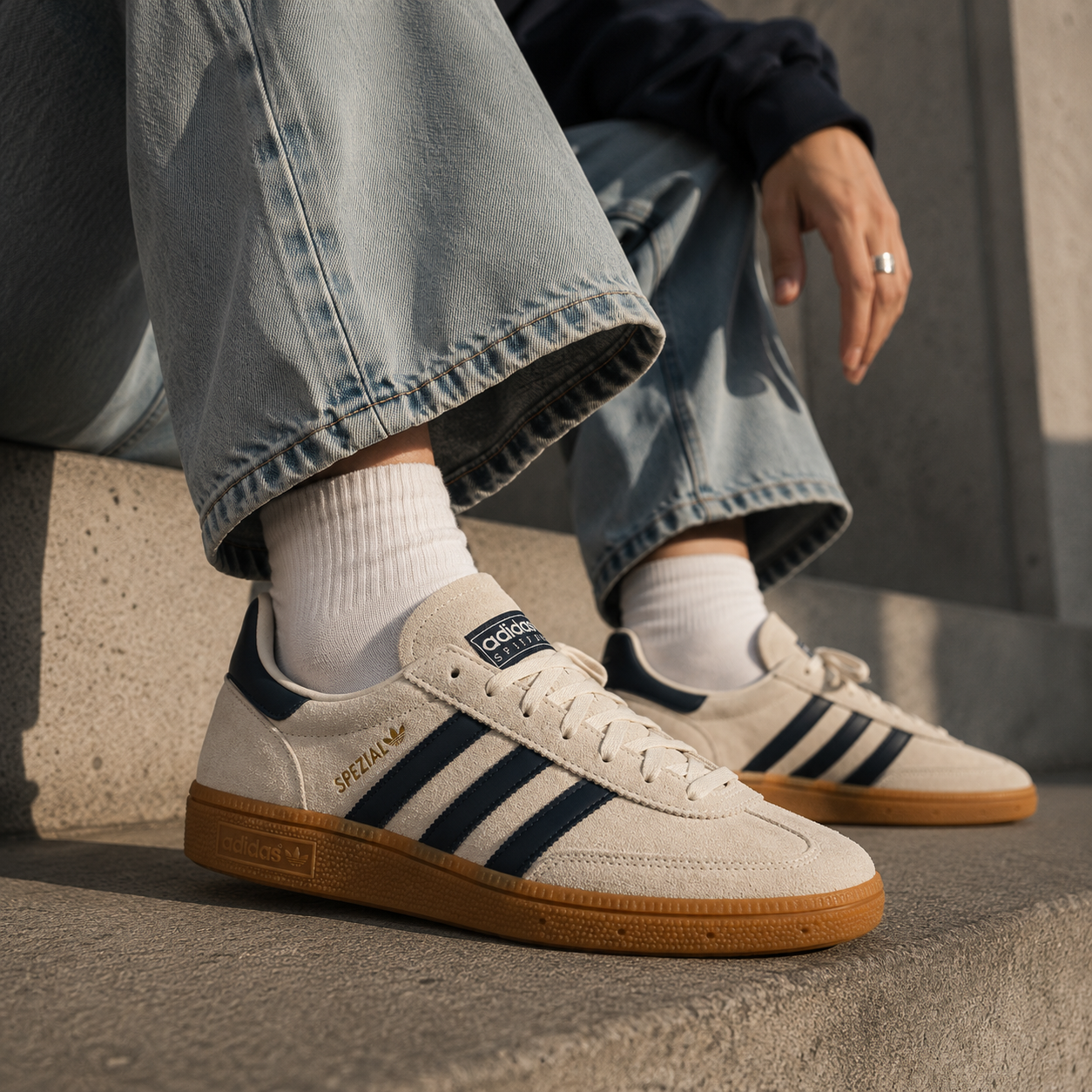 Adidas Spezial - Bege/Preto
